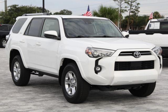image vehicle 2024 TOYOTA 4RUNNER