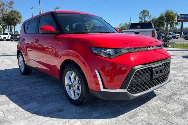 image vehicle 2024 KIA SOUL