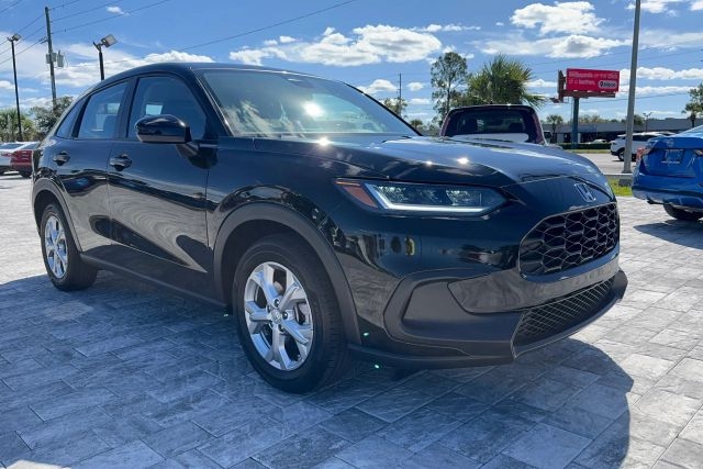 image vehicle 2025 HONDA HR-V