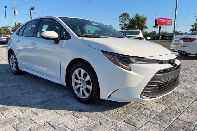 image vehicle 2025 TOYOTA COROLLA